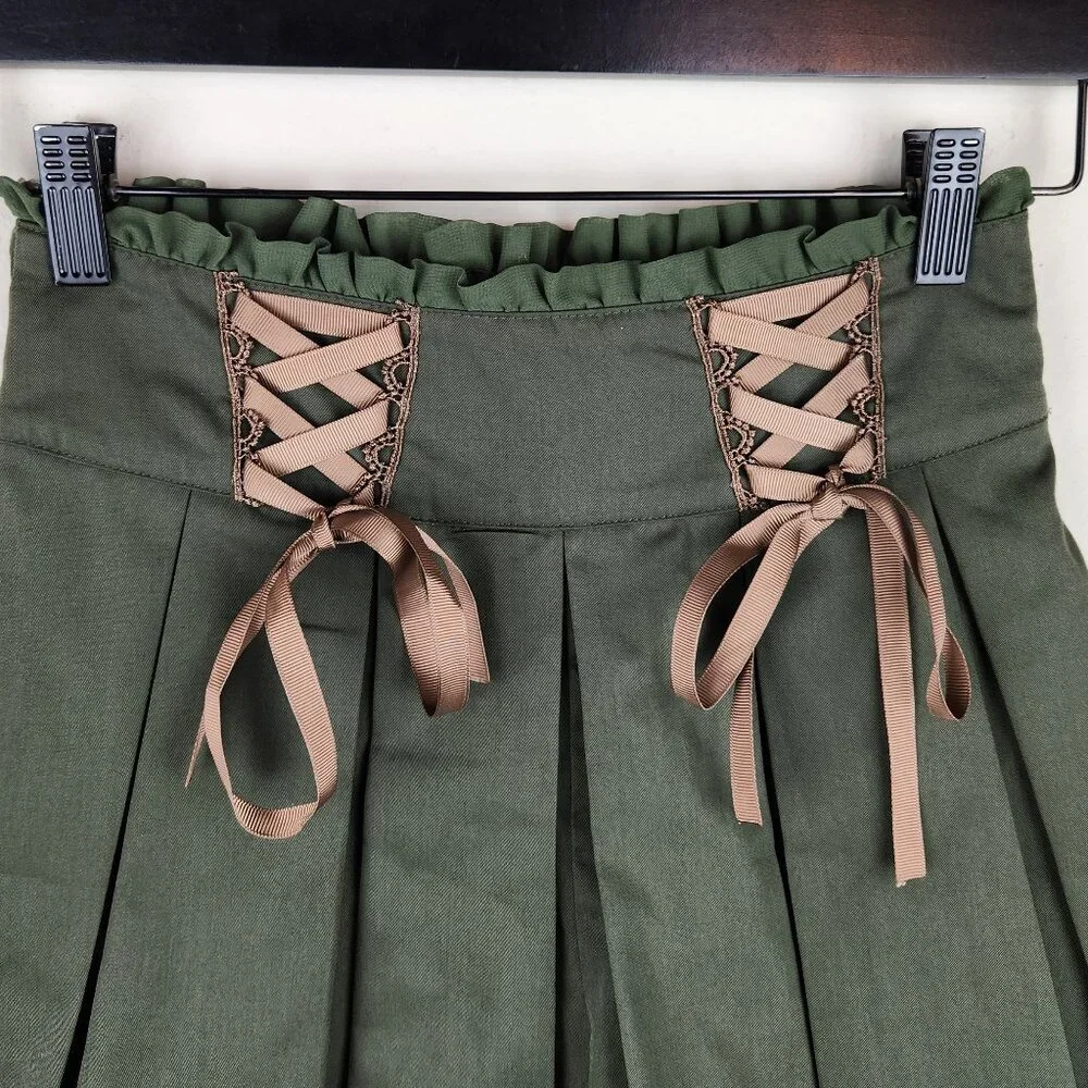 Axes Femme Japan Mori Kei Dark Academia Green Lace-up Pleated Shorts sz M - Picture 3 of 9